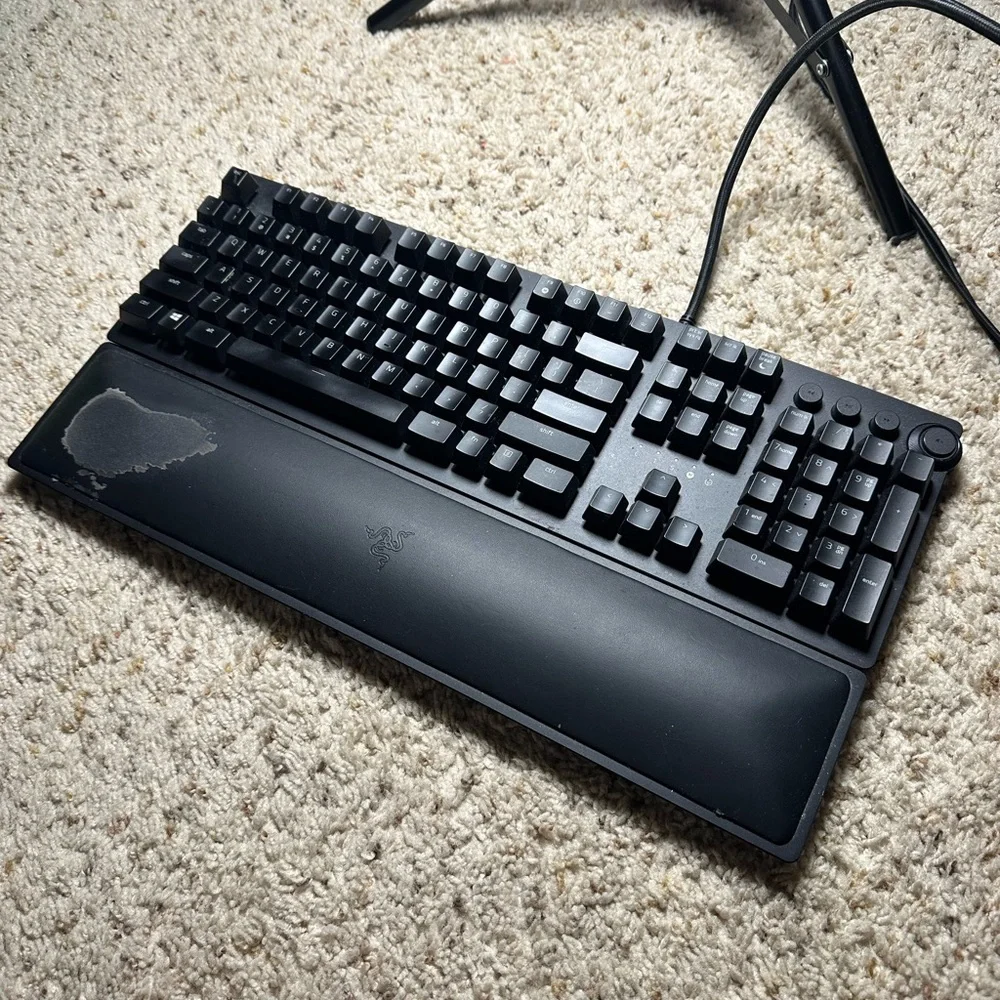 Razer Huntsman V1 Keyboard | Purple Switches